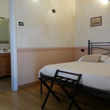 La Locanda Di San Biagio Bolzaneto Pokoj fotografie