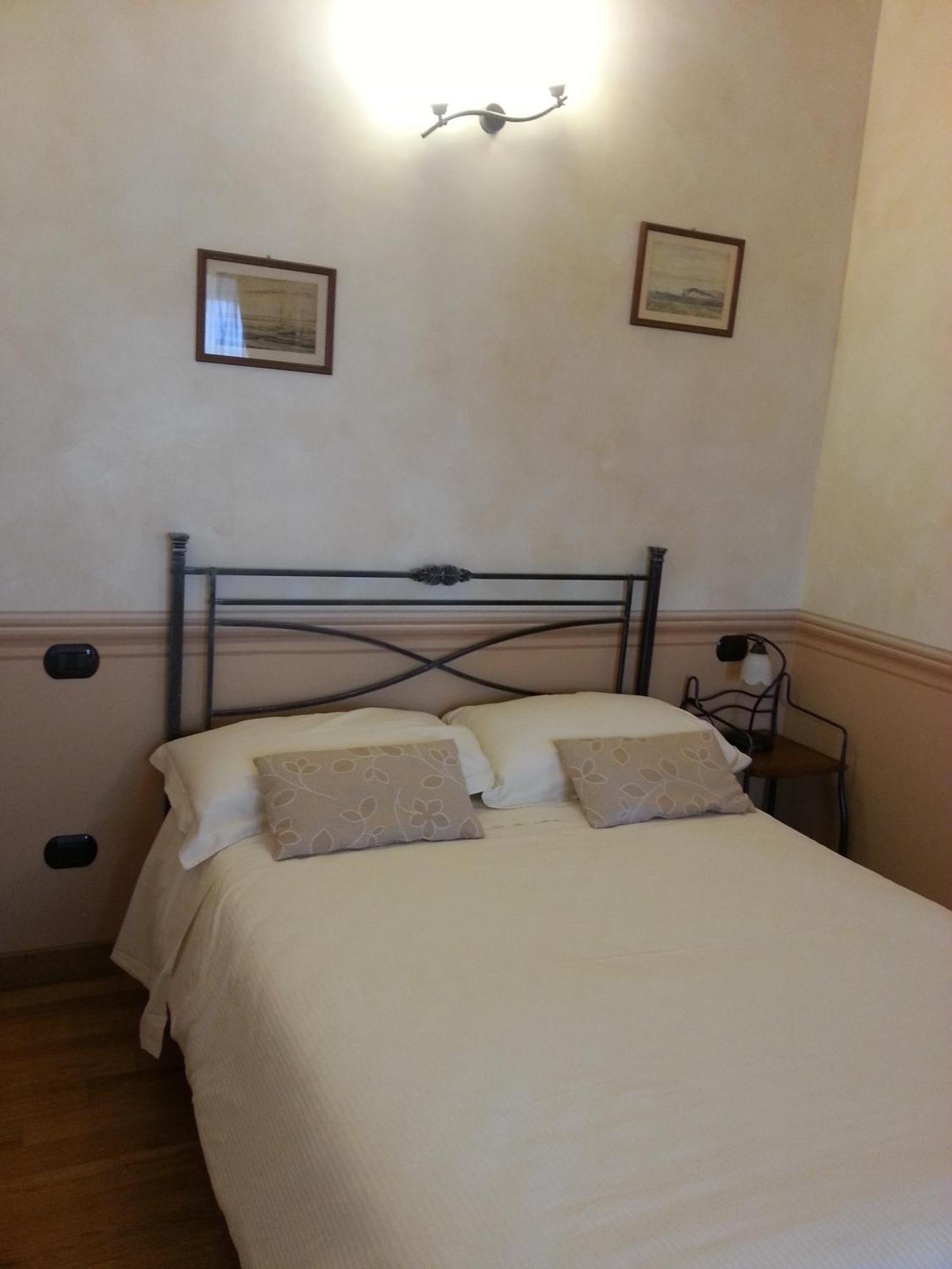 La Locanda Di San Biagio Bolzaneto Pokoj fotografie