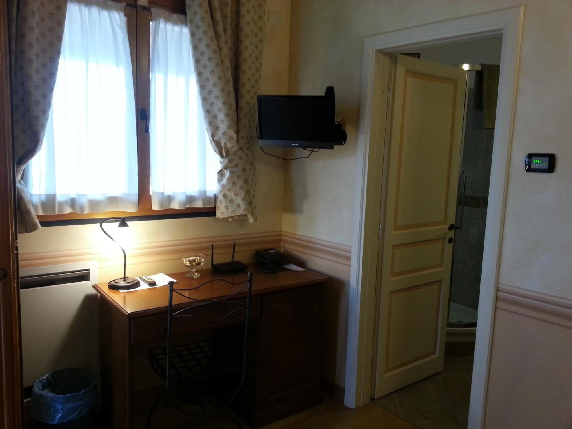 La Locanda Di San Biagio Bolzaneto Pokoj fotografie